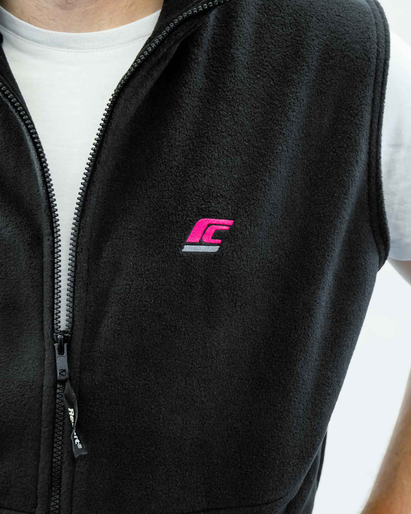 Lade das Bild in Galerie-Viewer, raze-cat Fleece Weste - Frontal Logo Detail