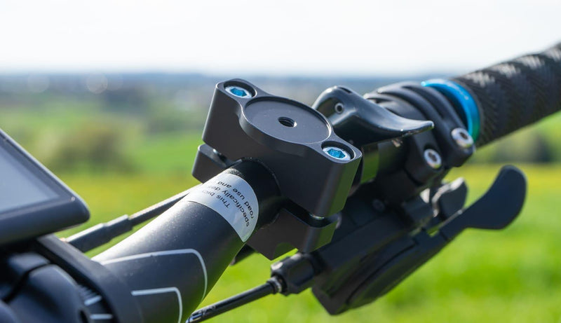 Laden Sie das Bild in Galerie -Viewer, Lenker-Halterung Fahrrad | EASY MOUNT & POWER MOUNT - raze-cat