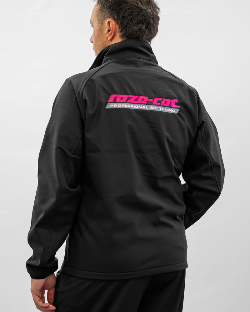 Lade das Bild in Galerie-Viewer, raze-cat Softshell Jacke - Rückenansicht
